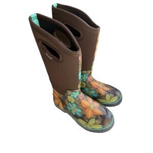 Bogs Waterproof blooms Women’s sz 7 Classic High Winter Rain Boots Pull On Color